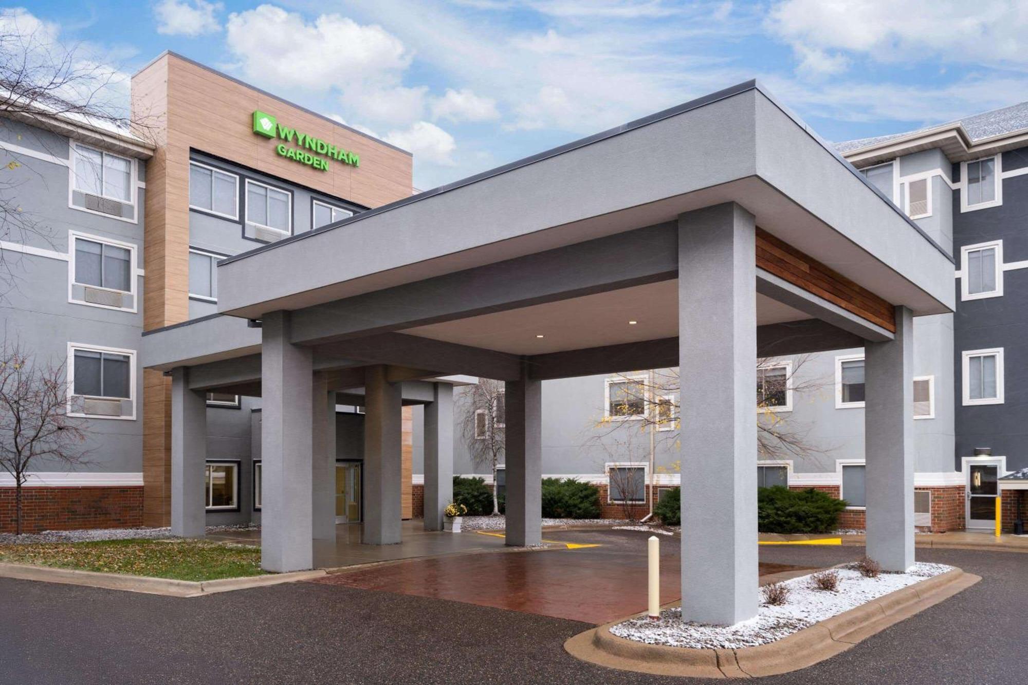 Wyndham Garden Otsego-Minneapolis Bagian luar foto