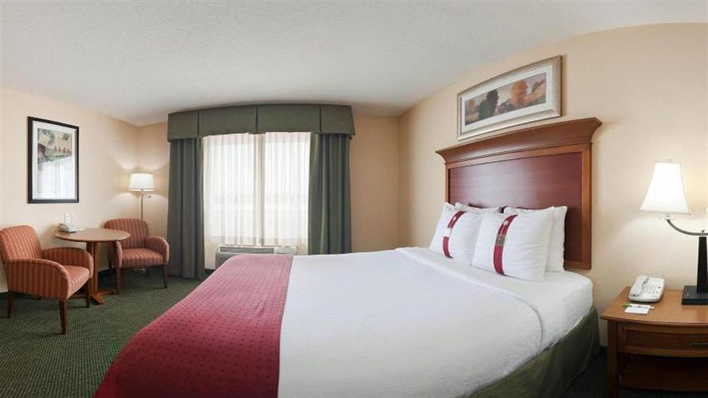 Wyndham Garden Otsego-Minneapolis Bagian luar foto